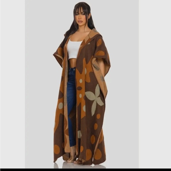 Stylish Brown and Tan Hooded Cape - Picture 2 of 4